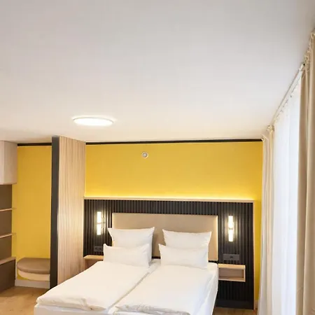 فندق Beeliving 3*